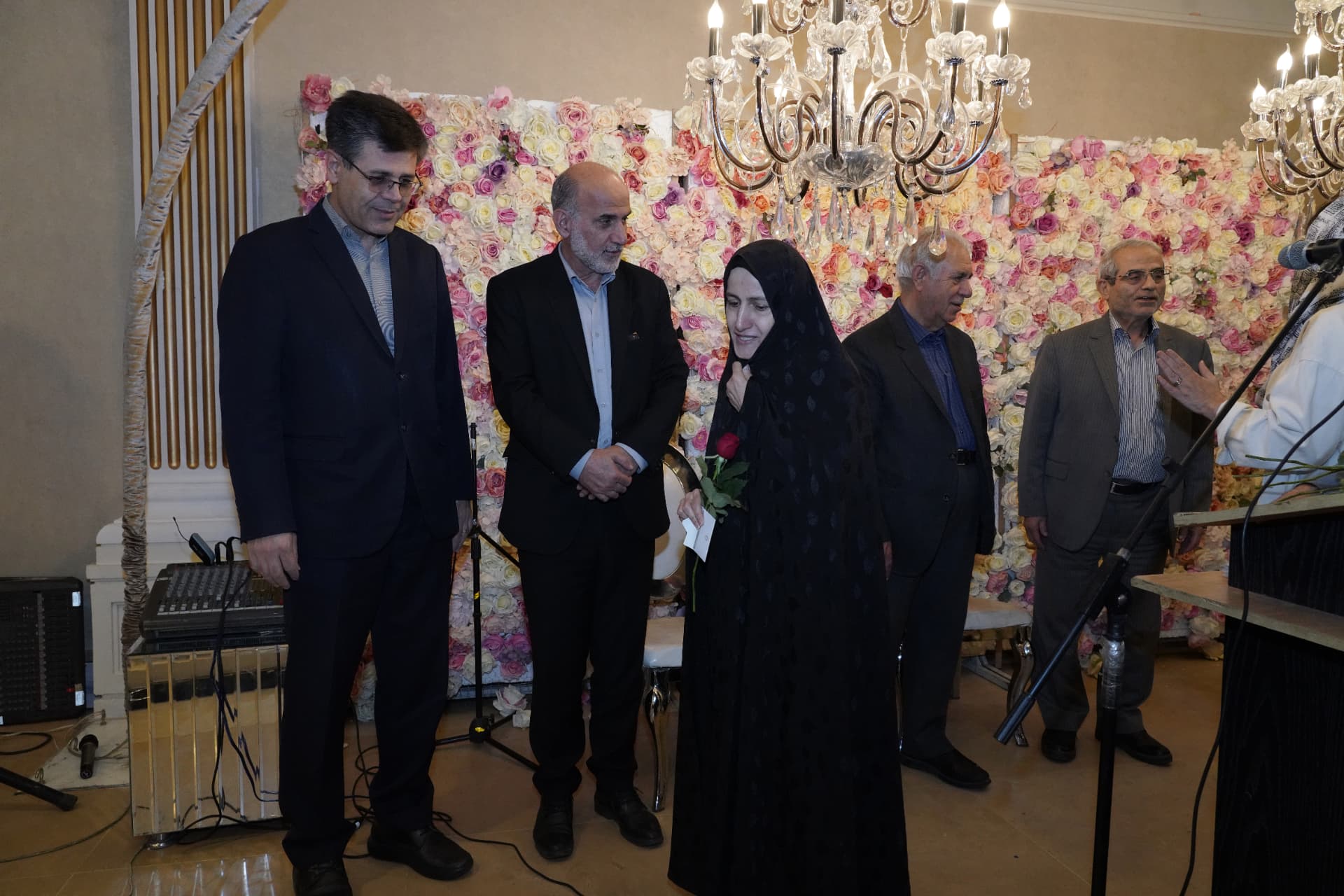 تقدیر از بانوان بازنشسته